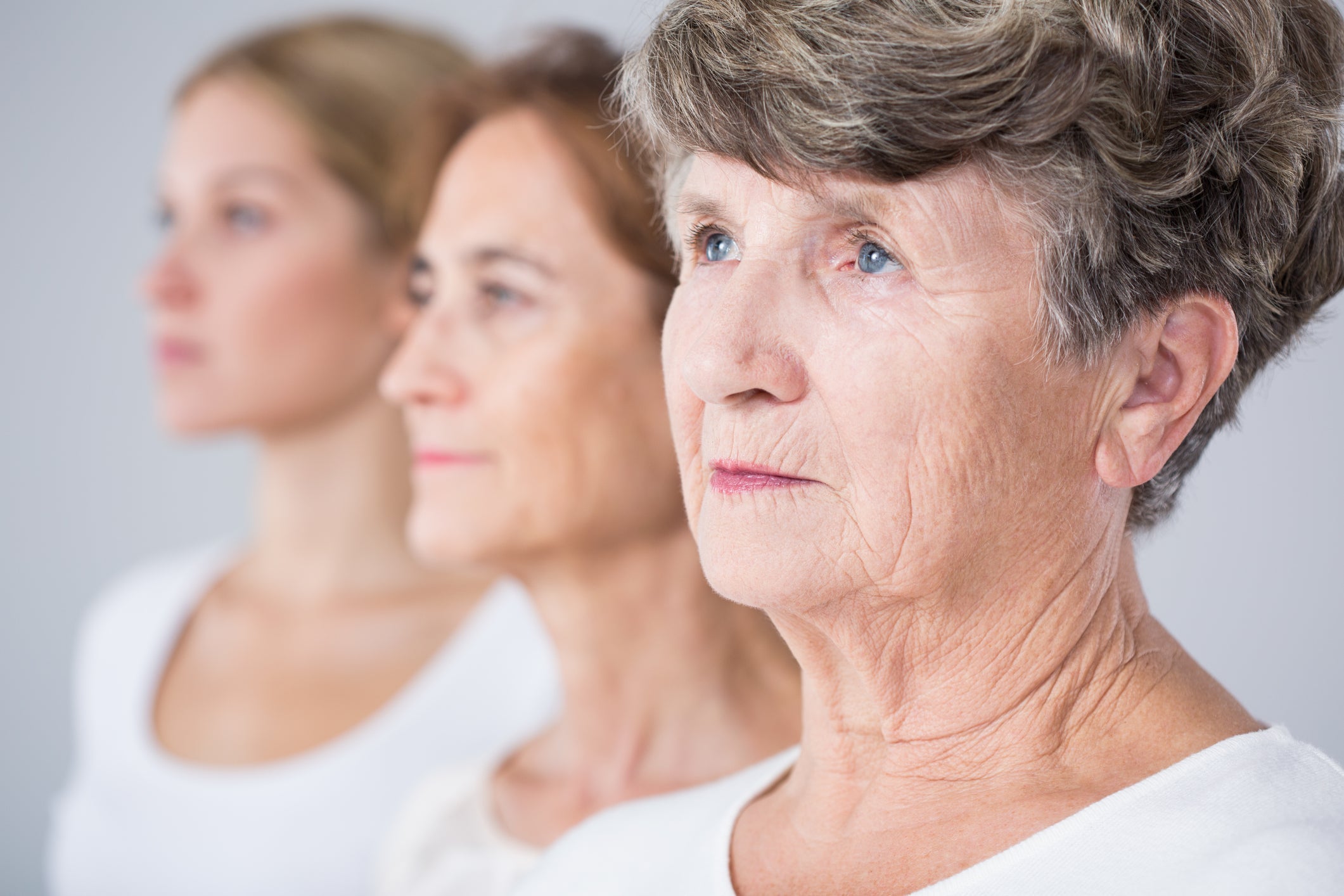 The Benefits of LED Photo Light Therapy and Why it's the Safest Anti-Aging Option - EVENSKYN® The Benefits of LED Photo Light Therapy and Why it's the Safest Anti-Aging Option - EVENSKYN®