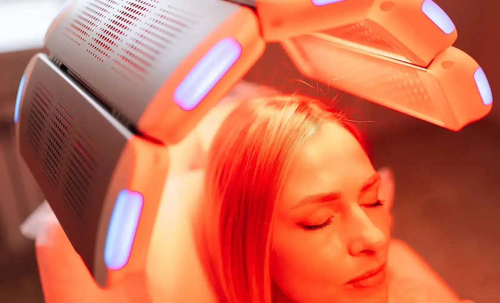 Real-Life Results: What to Expect from Red Light Therapy - EVENSKYN® Real-Life Results: What to Expect from Red Light Therapy - EVENSKYN®