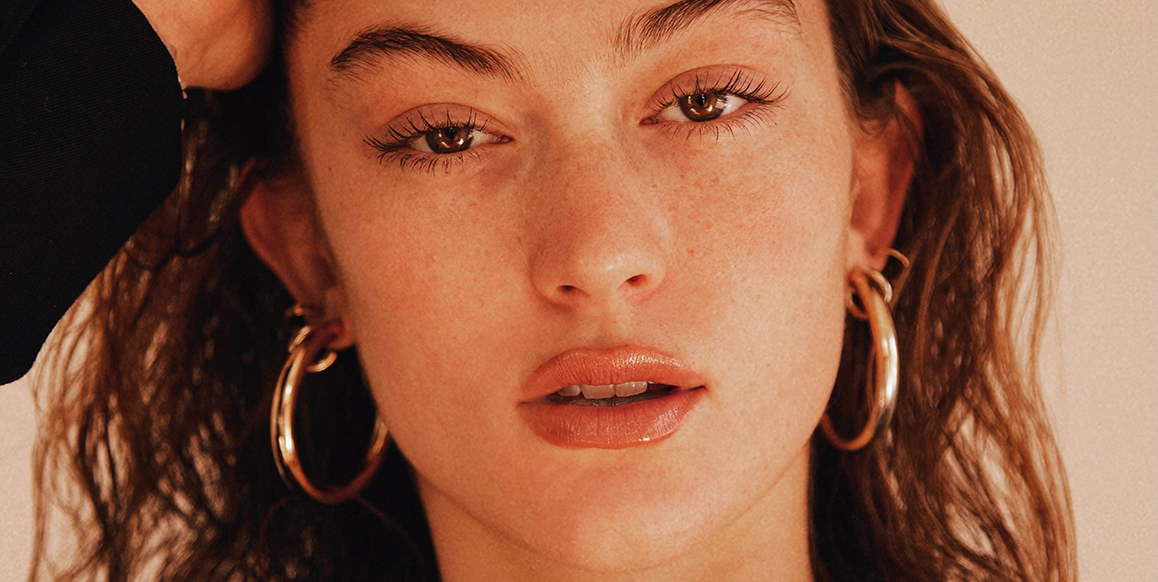 Contour with Confidence: Facial Sculpting Made Easy with At-Home Microcurrent Devices - EVENSKYN®