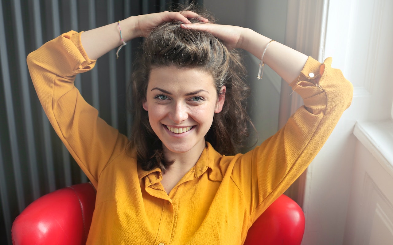 Synergistic Effects of Microcurrent and Topical Antioxidants: Combining Forces for Skin Health - EVENSKYN®