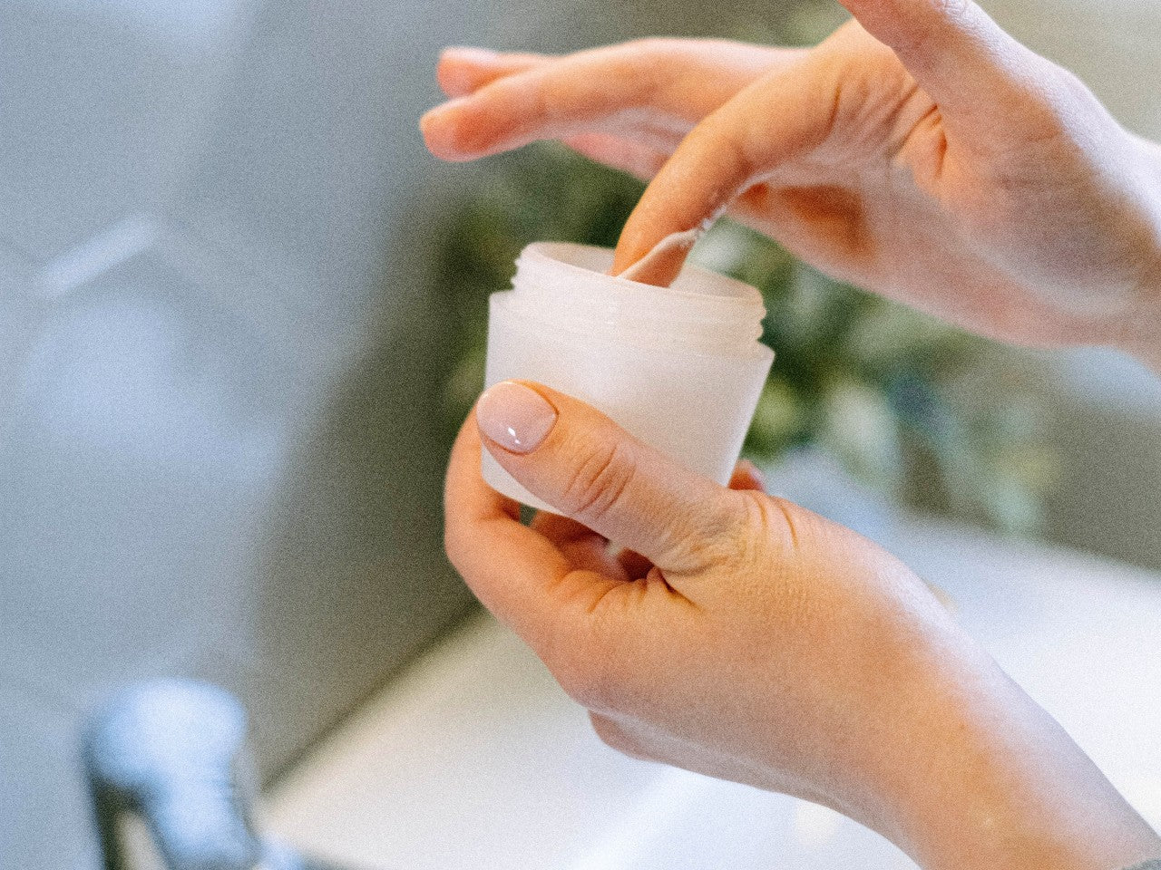 Top 10 Wrinkle Treatment Solutions - EVENSKYN® Top 10 Wrinkle Treatment Solutions - EVENSKYN®