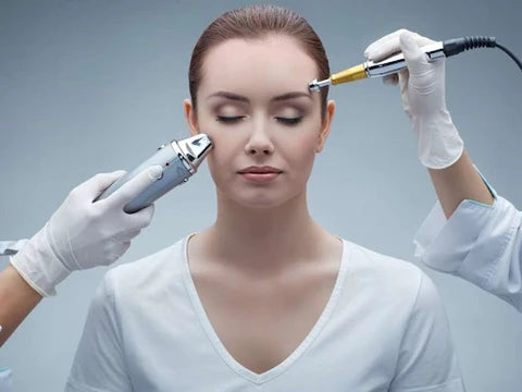 Electrodermal Stimulation: The Science of Microcurrent Therapy and its Effects on facial muscles - EVENSKYN® Electrodermal Stimulation: The Science of Microcurrent Therapy and its Effects on facial muscles - EVENSKYN®