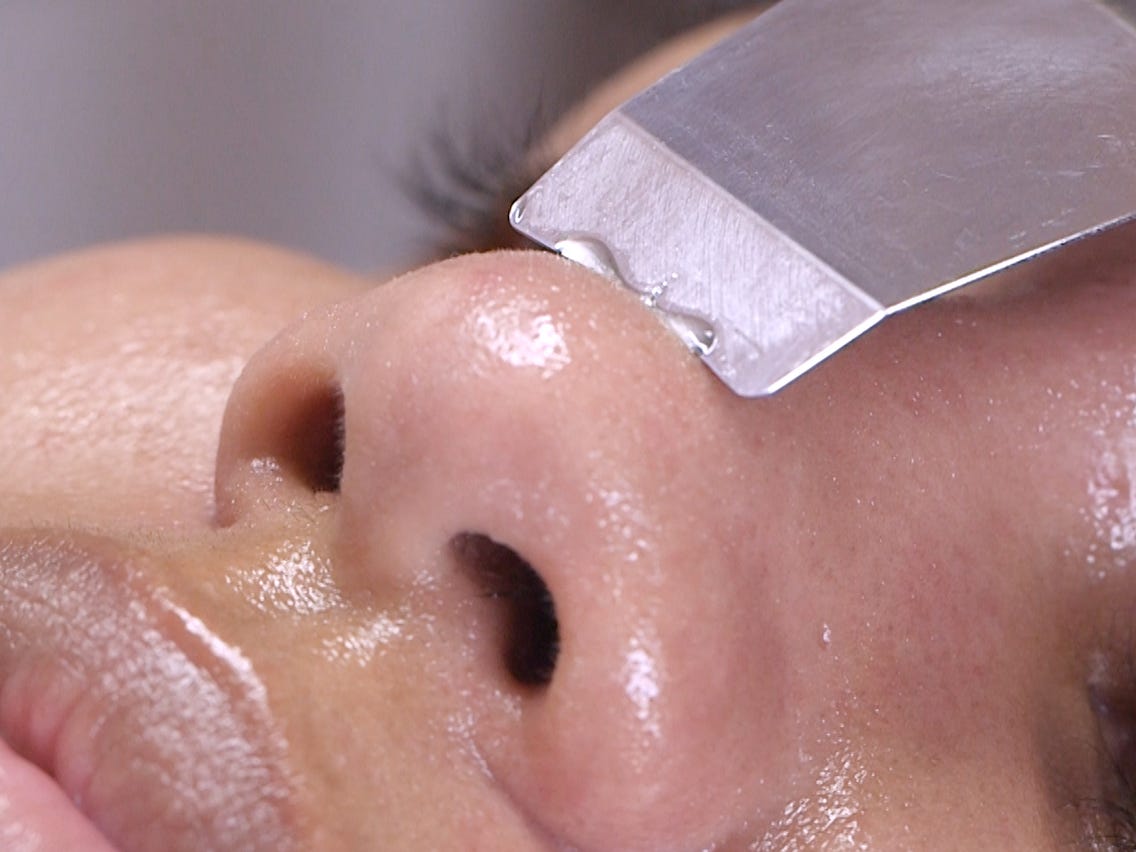 The Ultrasonic Facial & The Ultrasonic Spatula | How They Work