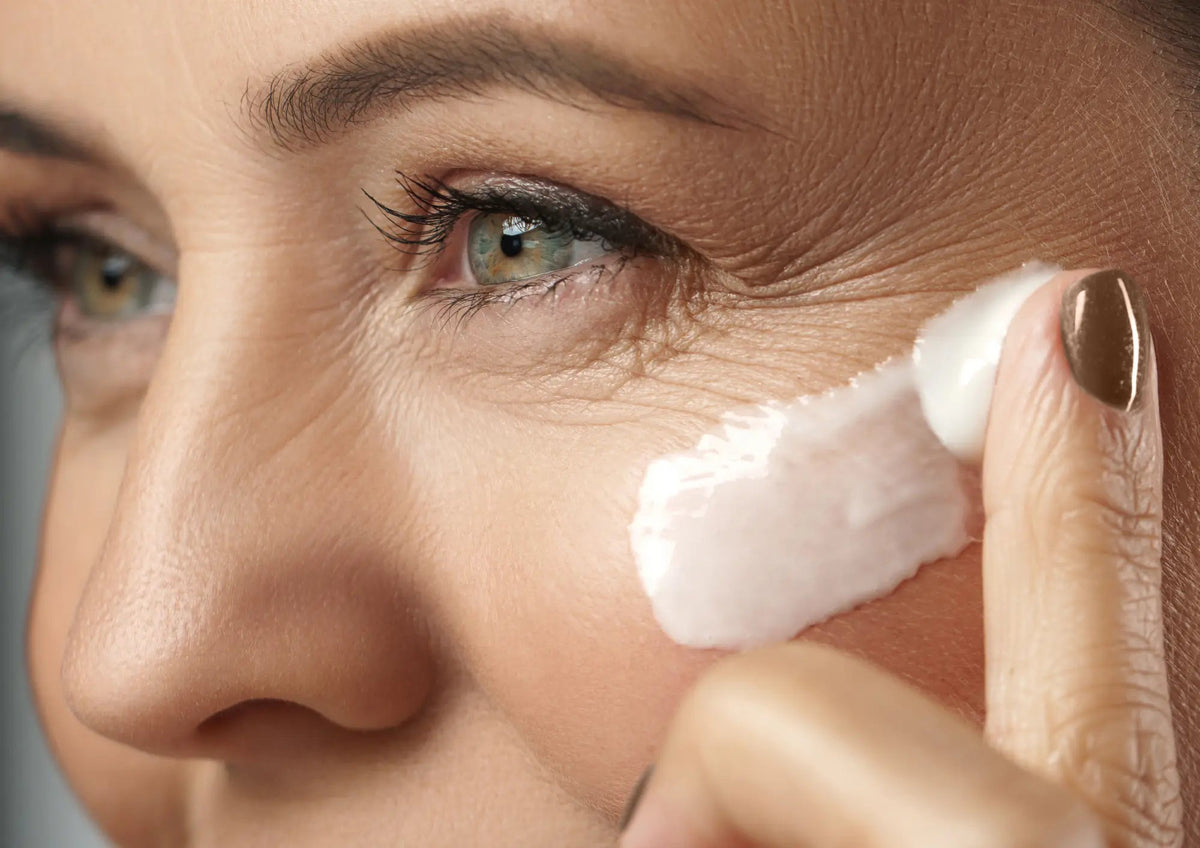 The New Age of At-Home Anti-Aging: Why Smart Devices Are Outshining Creams and Fillers - EVENSKYN® 