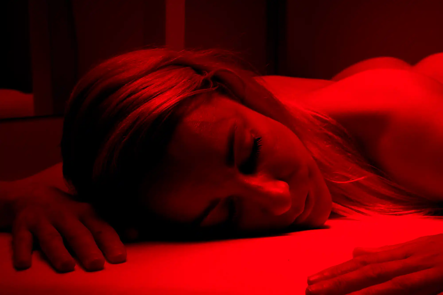 How does red light therapy help everyone with hormonal balance?