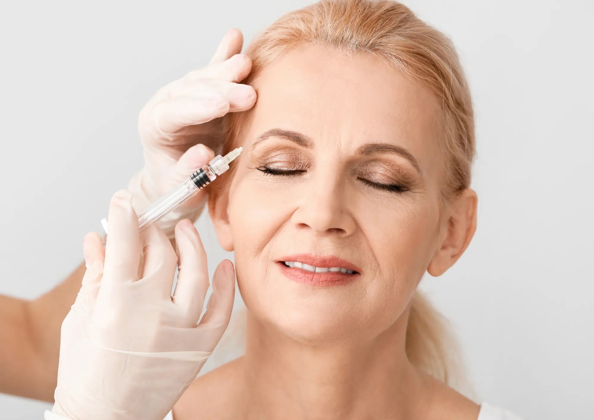 The 2025 Luxe Anti-Aging Ritual: Red Light, Collagen, Skin-Barrier Repair—Powered by EvenSkyn - EVENSKYN® 