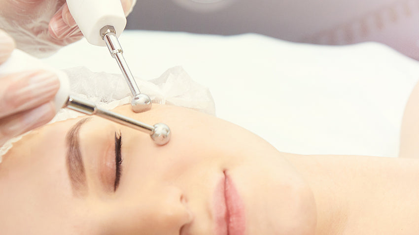 Lift and Sculpt: Achieving Facial Contours with Ease Using At-Home Microcurrent Devices
