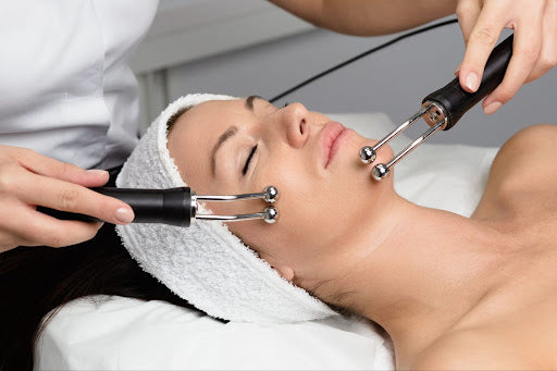 Optimizing Microcurrent Frequency: Matching Cellular Responses for Effective Skin Tightening