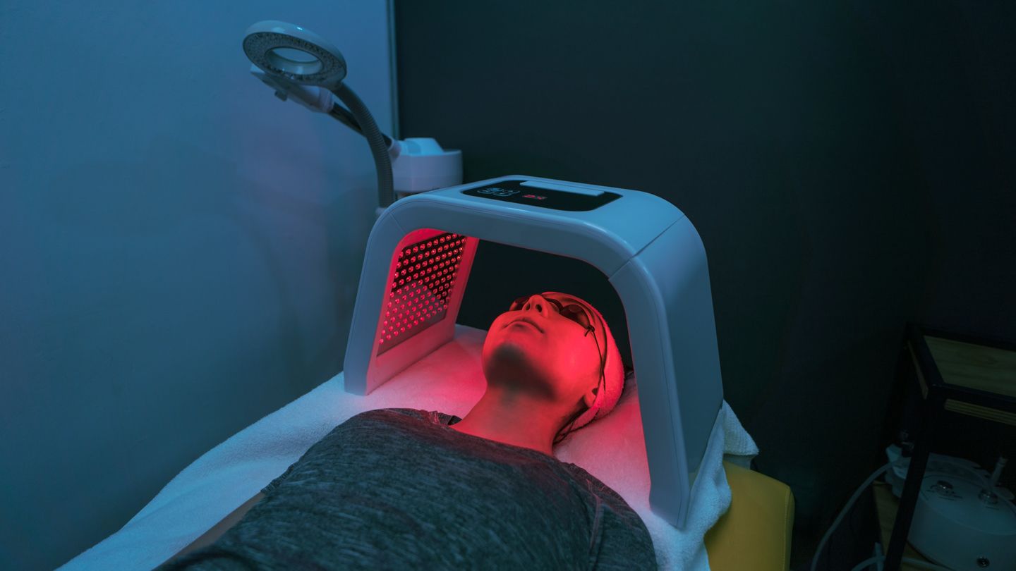 DIY Red Light Therapy for Hand Wrinkles