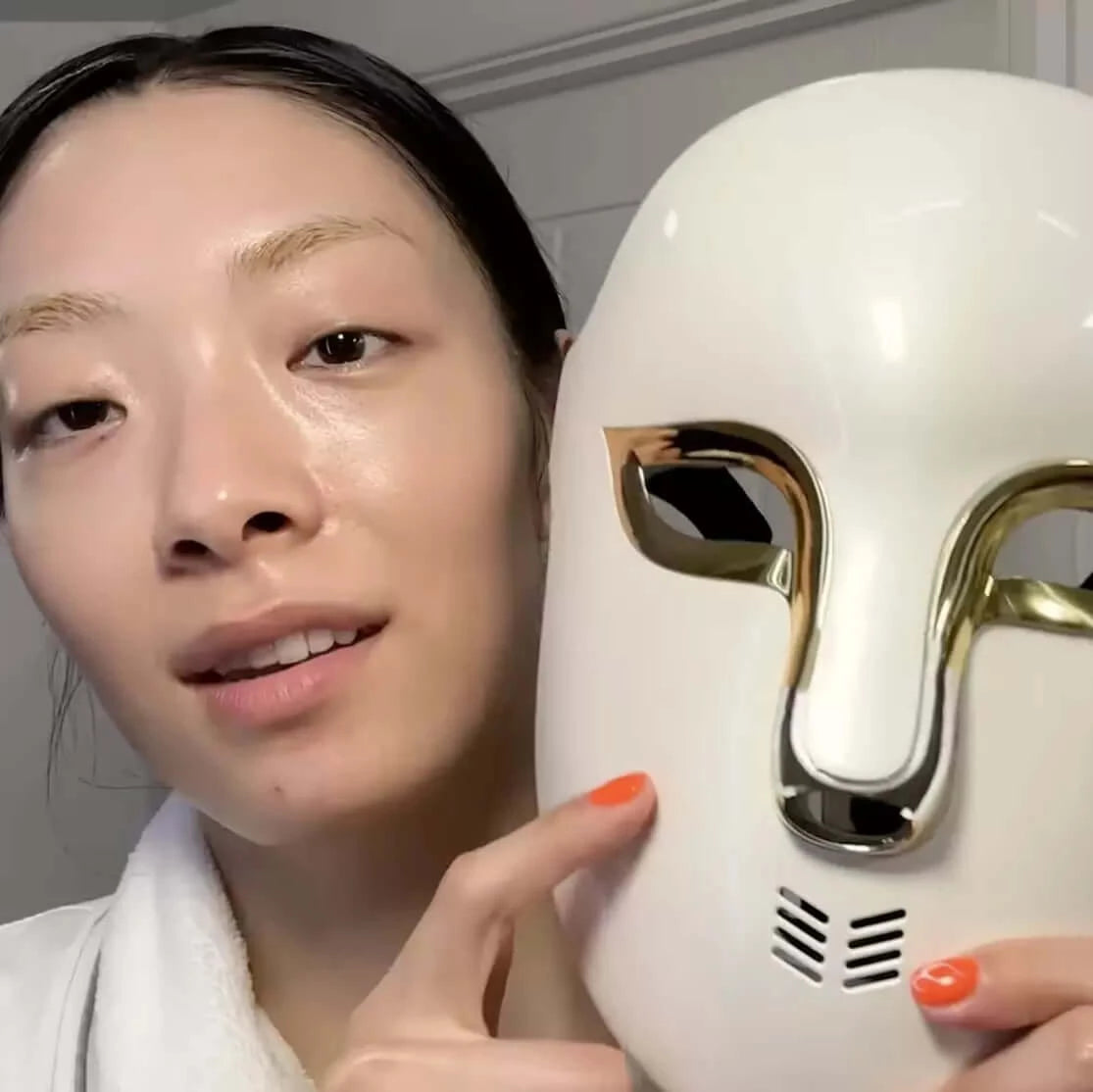 EvenSkyn® Mirage: Pro LED Phototherapy Face Mask